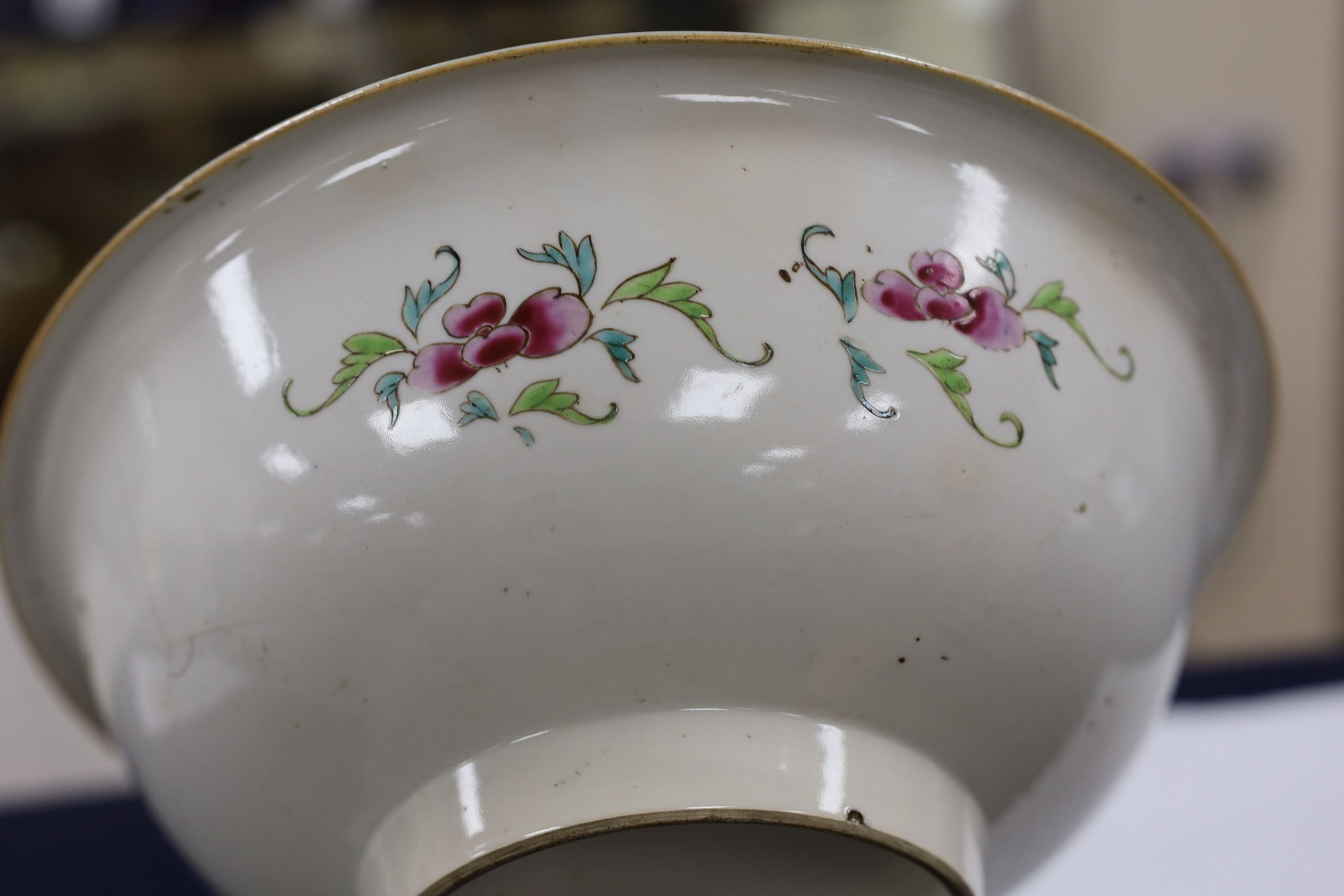 A Chinese underglaze blue and famille rose decorated basin or bowl, Qianlong period, 27 cm diameter